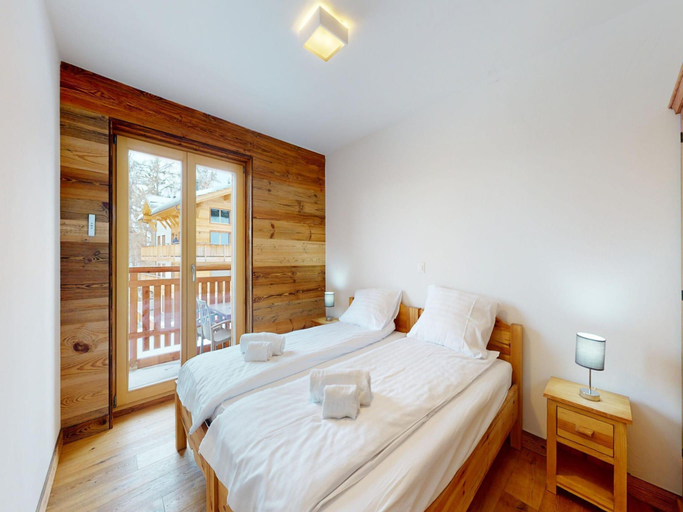 Bedroom 2, Apartment in Ski In Ski Out location, Conthey