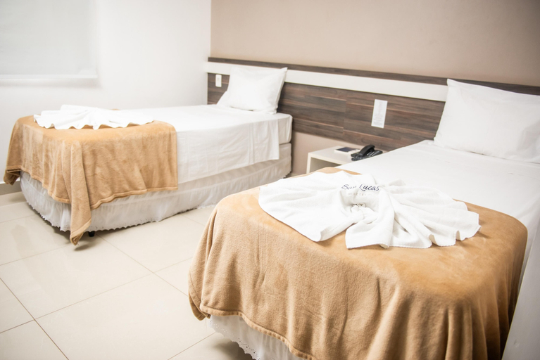 Bedroom 3, San Lucas Hotel, Sarandi