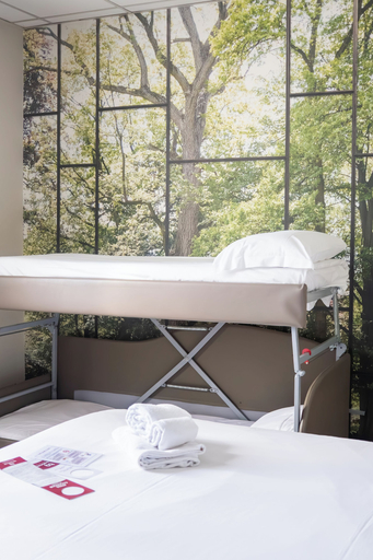 Bedroom 2, Best Quality Hotel La Darsena, Torino