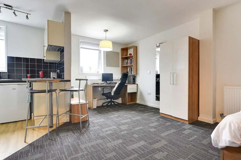 Private kitchen 3, Student Only Luxury Apartment at Islington Near Emirates Stadium, London