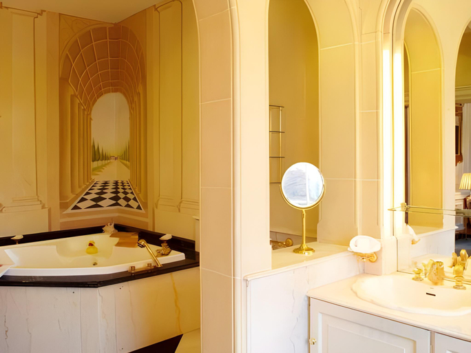 Bathroom 5, The K Club