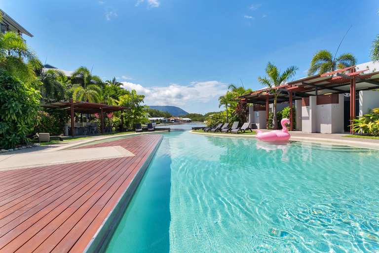 Sport & Beauty 3, Blue Lagoon Resort Lakeside Apartment, Cairns