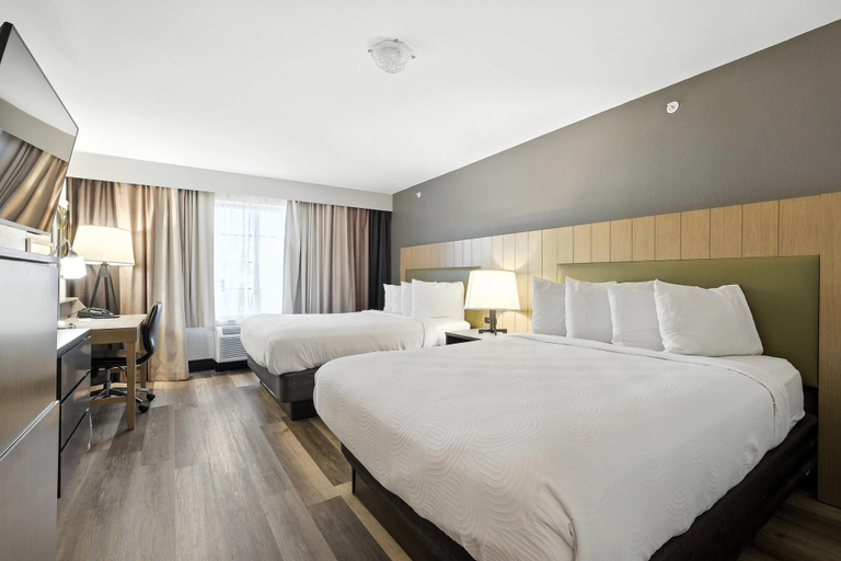 Bedroom 2, Country Inn & Suites by Radisson, Merrillville, IN, Lake