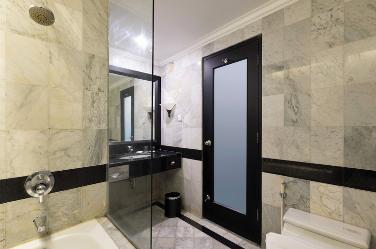 Bathroom 5, ARTOTEL Suites Aquila - Bandung, Bandung