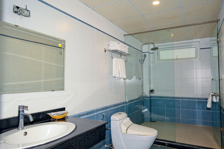 Bathroom, Hero sea hotel Da Nang, Da Nang