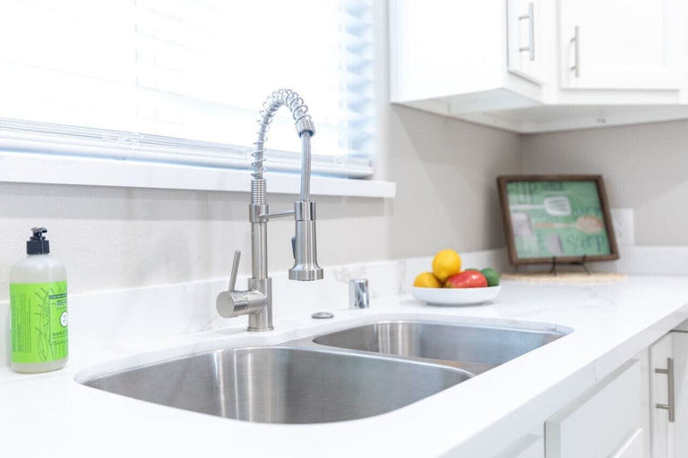 Private kitchen 5, Shanah's Vacation Rentals, Kern