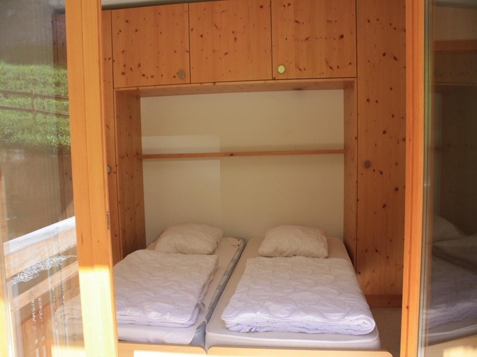 4, Charming apartment with ski storage, Sion