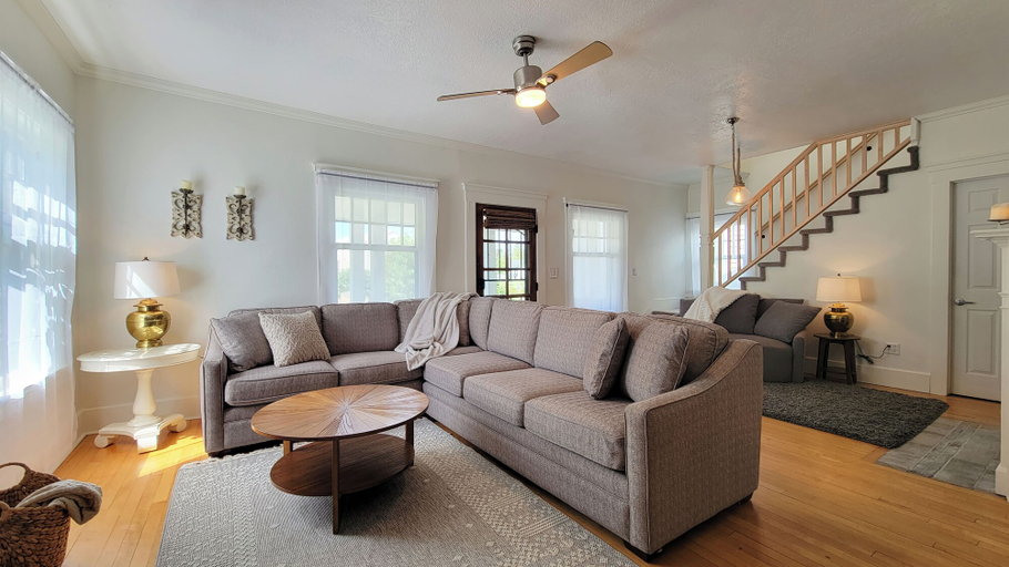Living area 3, Rosewood Landing- Hot Tub- Sauna, Jackson