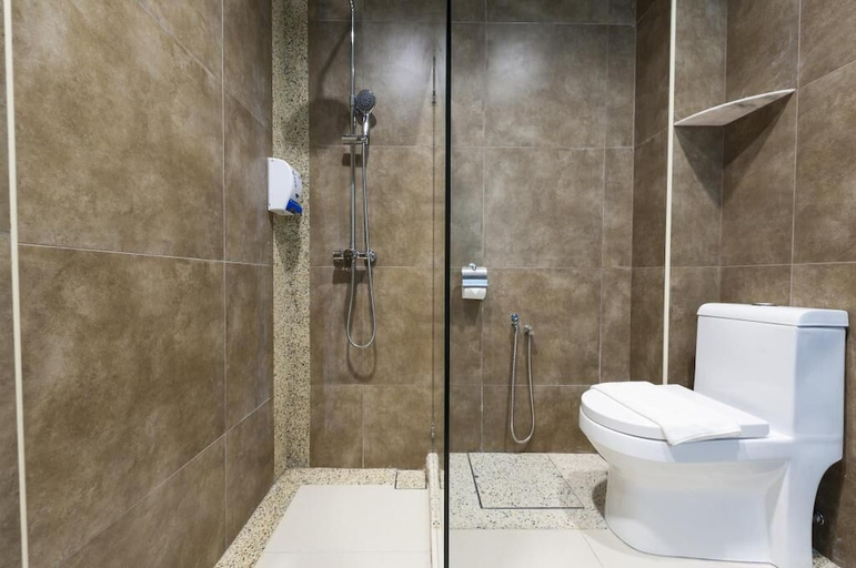Bathroom, Seriental Hotel, Penang Island