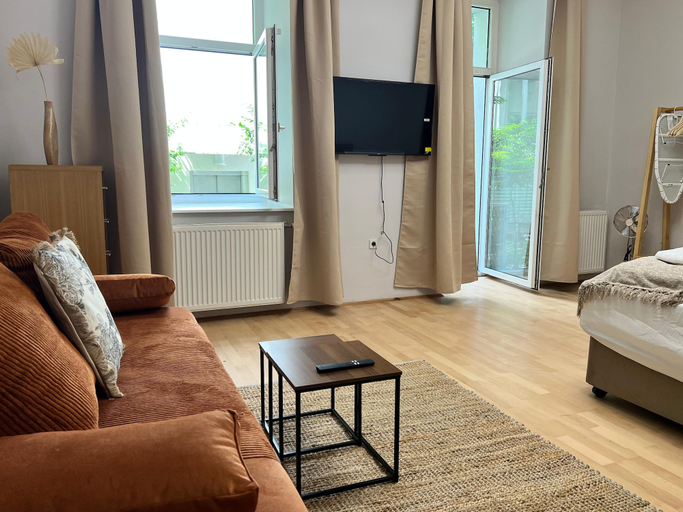 Room 5, Lovely Studio for 4 with Garden, Wien