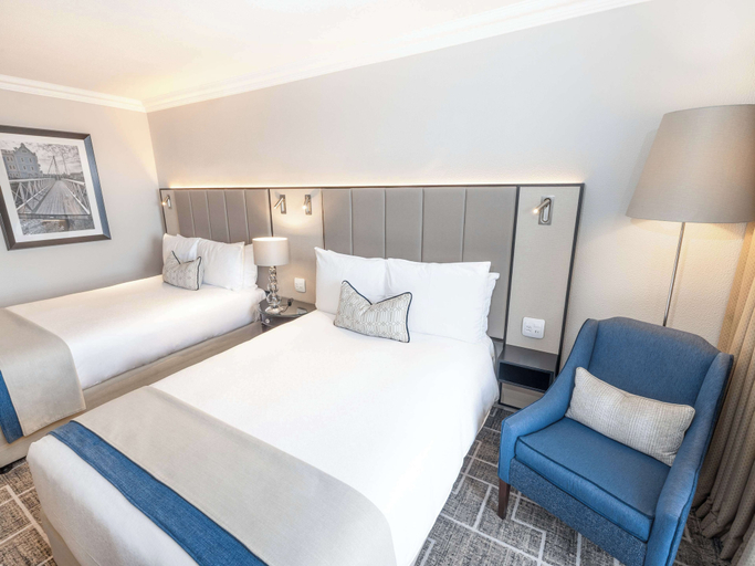 Bedroom 3, Southern Sun The Cullinan, City of Cape Town