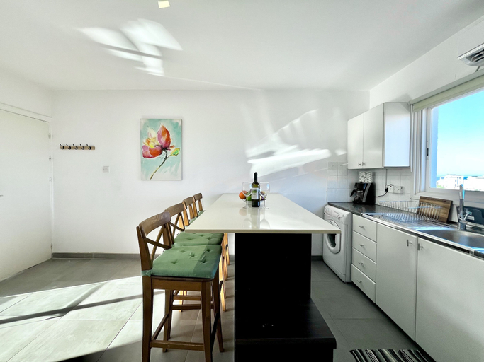 Room 4, 108 KAP - Stay Capari Light Apartment