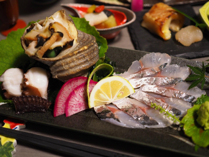 Food & Drinks 5, Oyado Mokuren, Yufu