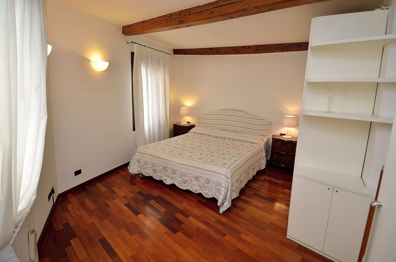 Bedroom 2, Charming Venice Apartments, Venezia