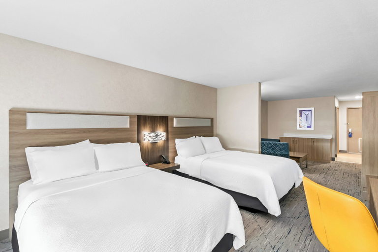 Bedroom 3, Holiday Inn Express & Suites COUNCIL BLUFFS - CONV CTR AREA by IHG, Pottawattamie