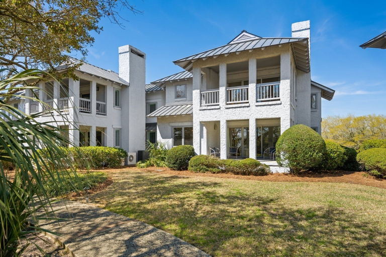 Exterior 5, Inviting Ocean View Villa With Easy Beach And Pool Access Deans 3 Bedroom Villa by Peace Vacations, Georgetown