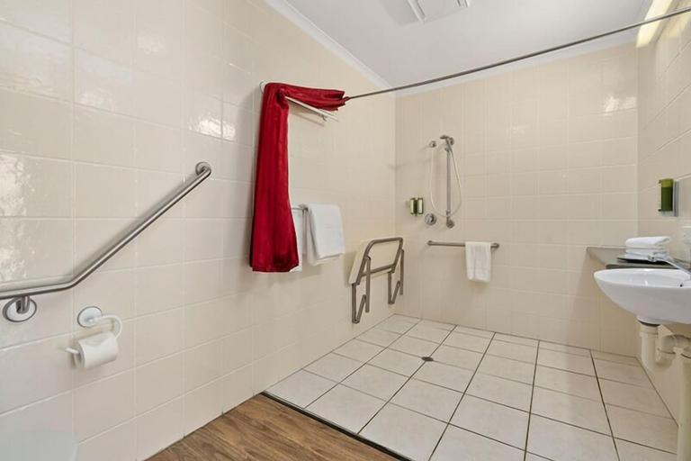 Bathroom 5, Caboolture Central Motor Inn, Caboolture  - Central
