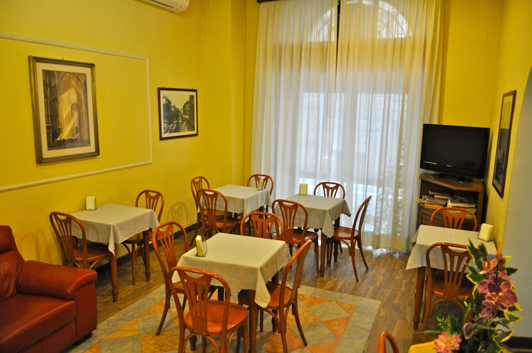 Food & Drinks 5, Hotel Vecchia Milano, Milano