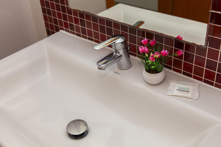 Bathroom 3, A05 - Luxury 1 Bed Fully Equipped with pool by DreamAlgarve, Lagos