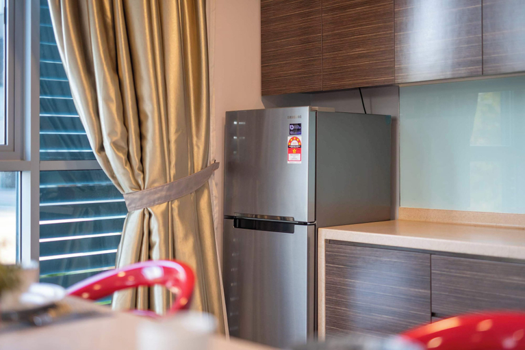 Interior 2, 3BR Somerset Apt 2 TVs With Harbour View, Legoland, Johor Bahru