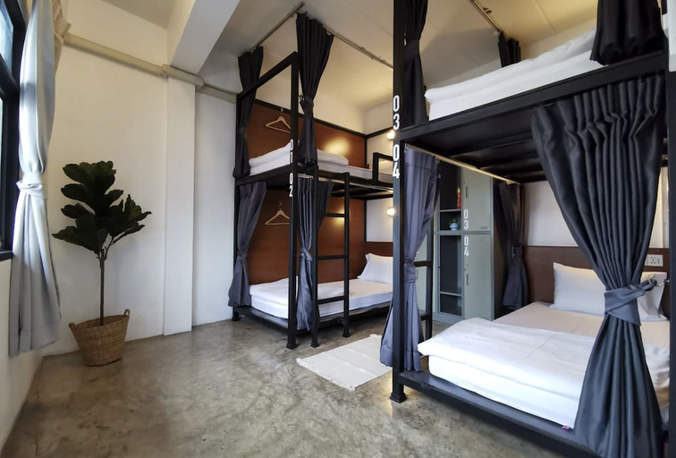 Bedroom 5, Apartment45 Hostel - Adults Only, Yannawa
