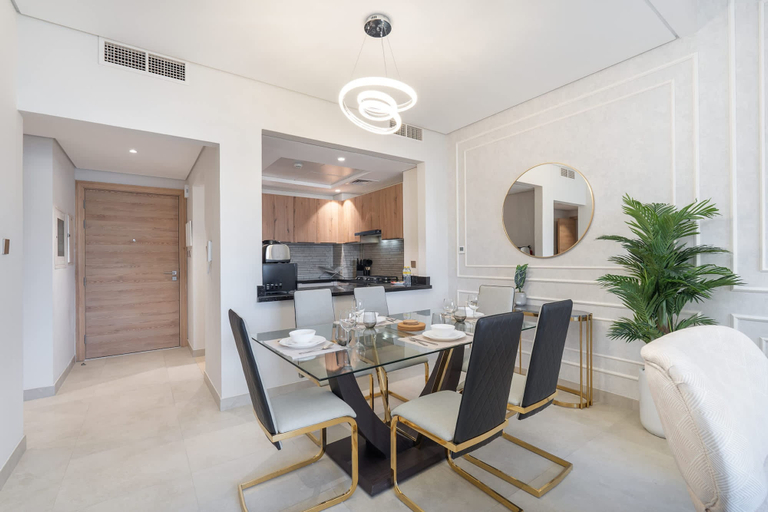 Room 4, A Fantastic 1 Bed Flat Located in JVC, Dubai