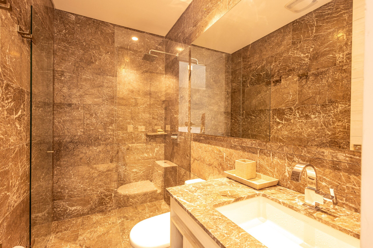 Room 2, Oceanview 3BR Condo w spa gym, Cartagena de Indias