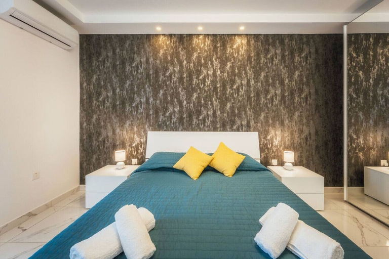 Room 5, Gozo Haven With Pool Views in Nadur for Families