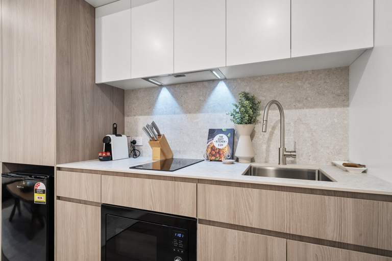Private kitchen 2, Bright Studio Stay in North Fremantle With Views, Fremantle