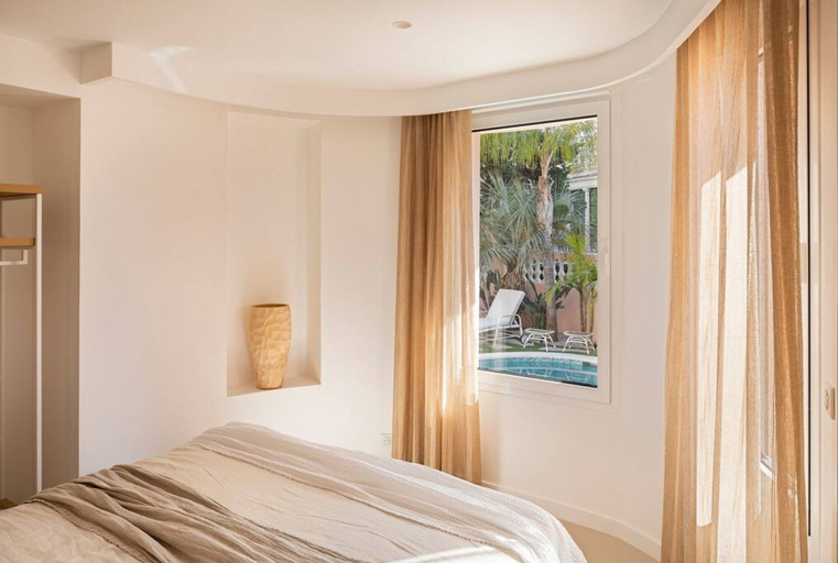 Room 2, Carla Rosa 3 Appartement de Luxe Piscine - 2 BDR, Alpes-Maritimes