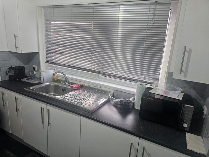 Private kitchen, Cozy London Apartment Near River Thames, London