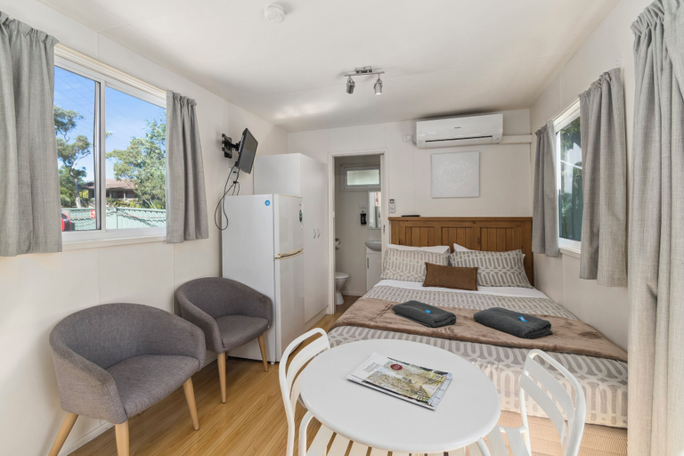 Bedroom 2, Mittagong Holiday Park, Wingecarribee