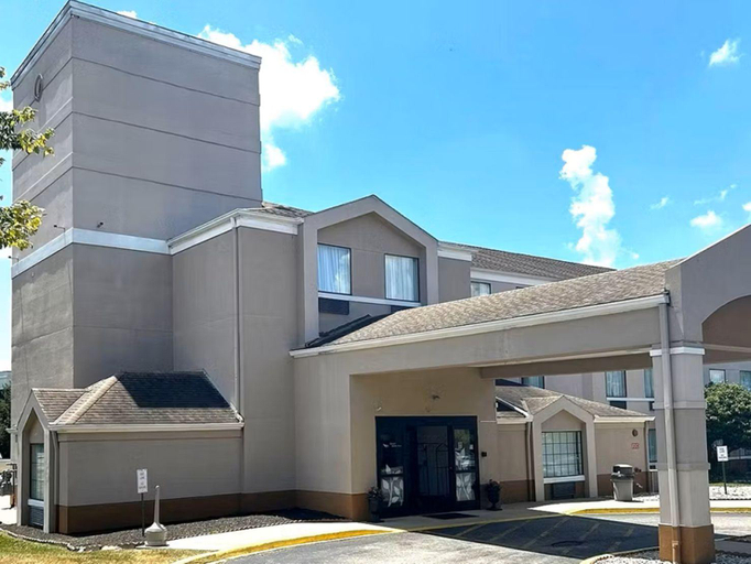 Exterior & Views, Blankenbaker Inn By IHG, Jefferson