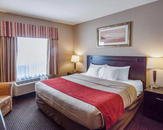 Bedroom 3, Prairie Moon Inn Sylvan Lake, Division No. 8