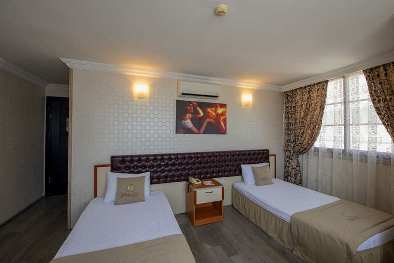 Others 5, Kozan City Hotel, Konak