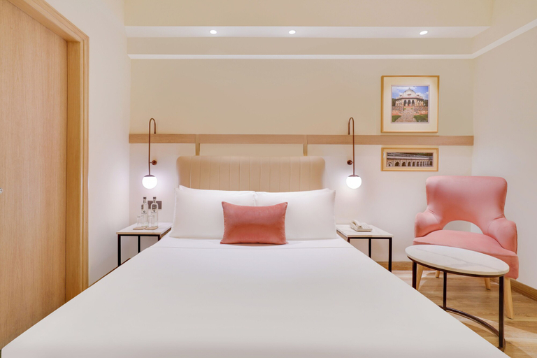 Bedroom 5, Lemon Tree Hotel, Delhi Airport, Delhi
