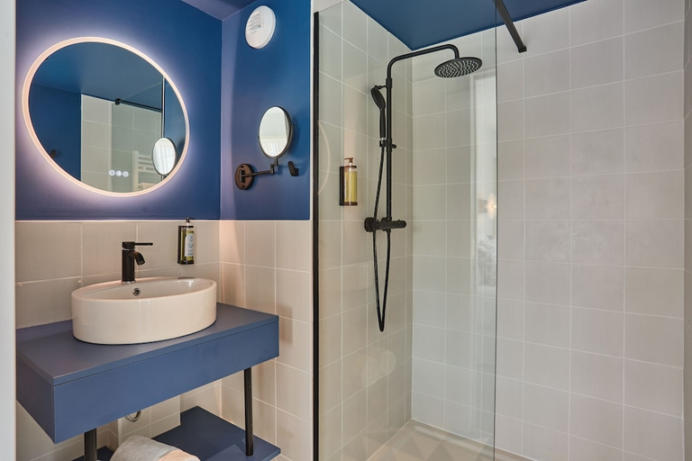 Bathroom 4, Marseille Centre Euromed, Bouches-du-Rhône