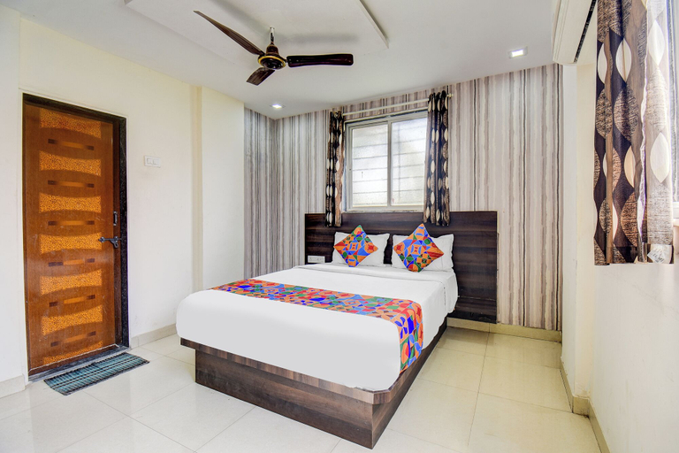 Room 2, Fabhotel Galaxy Inn I, Pune