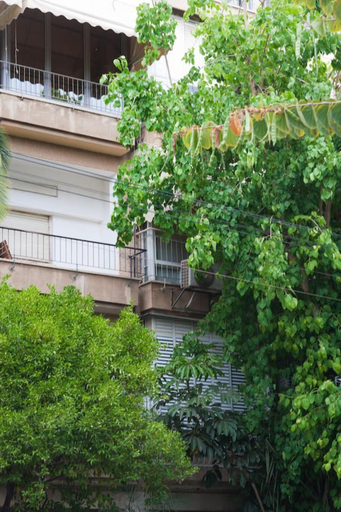 Facilities 3, Stylish Apt w/ Charming Balcony in the Very Center