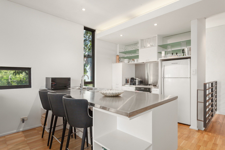 Private kitchen, 3-bedroom Home in the Heart of Darlinghurst, Sydney