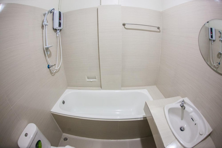Bathroom 5, The Train Hotel Hatyai, Hat Yai