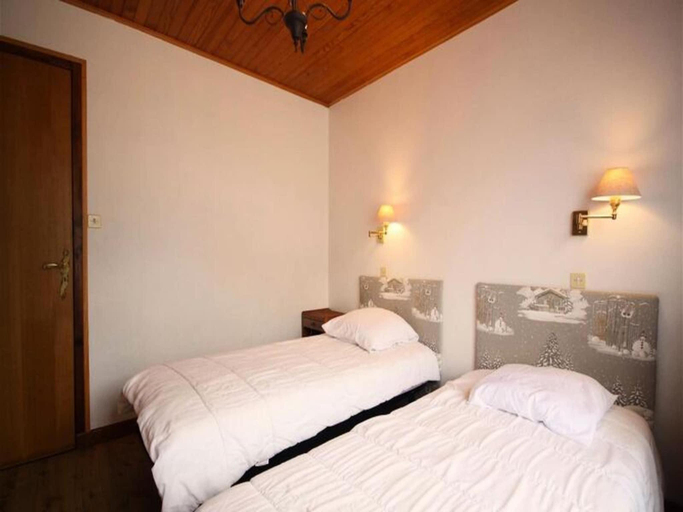Bedroom 2, Chalet Les Triolets, Haute-Savoie