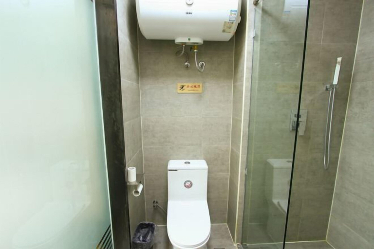 Bathroom 4, Jinhui Fashion Hotel, Baicheng