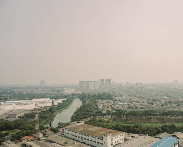 Exterior & Views, Homey And Comfy Studio Collins Boulevard Apartment, Tangerang
