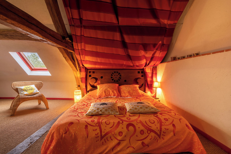 Bedroom 3, Bed and Bourgogne, Saône-et-Loire