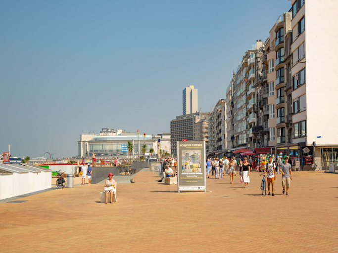 4, Apartment in Mariakerke with Stunning Sea View, West-Vlaanderen