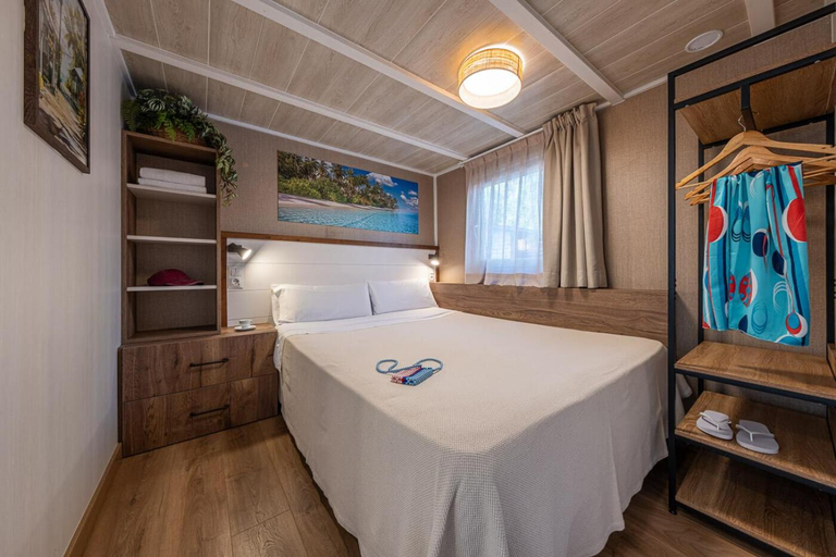 Bedroom 2, La Siesta Salou Resort Camping, Tarragona