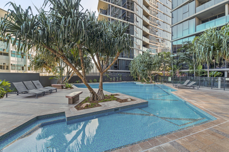 Pool 4, Modern South Bank Apt Walk to Dining, Brisbane