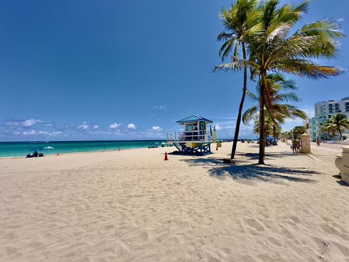 Room 4, Beach Lover s Studio Apartment in Hollywood FL, Broward