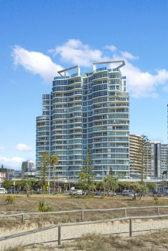 Exterior & Views 2, Reflection on the Sea, Gold Coast